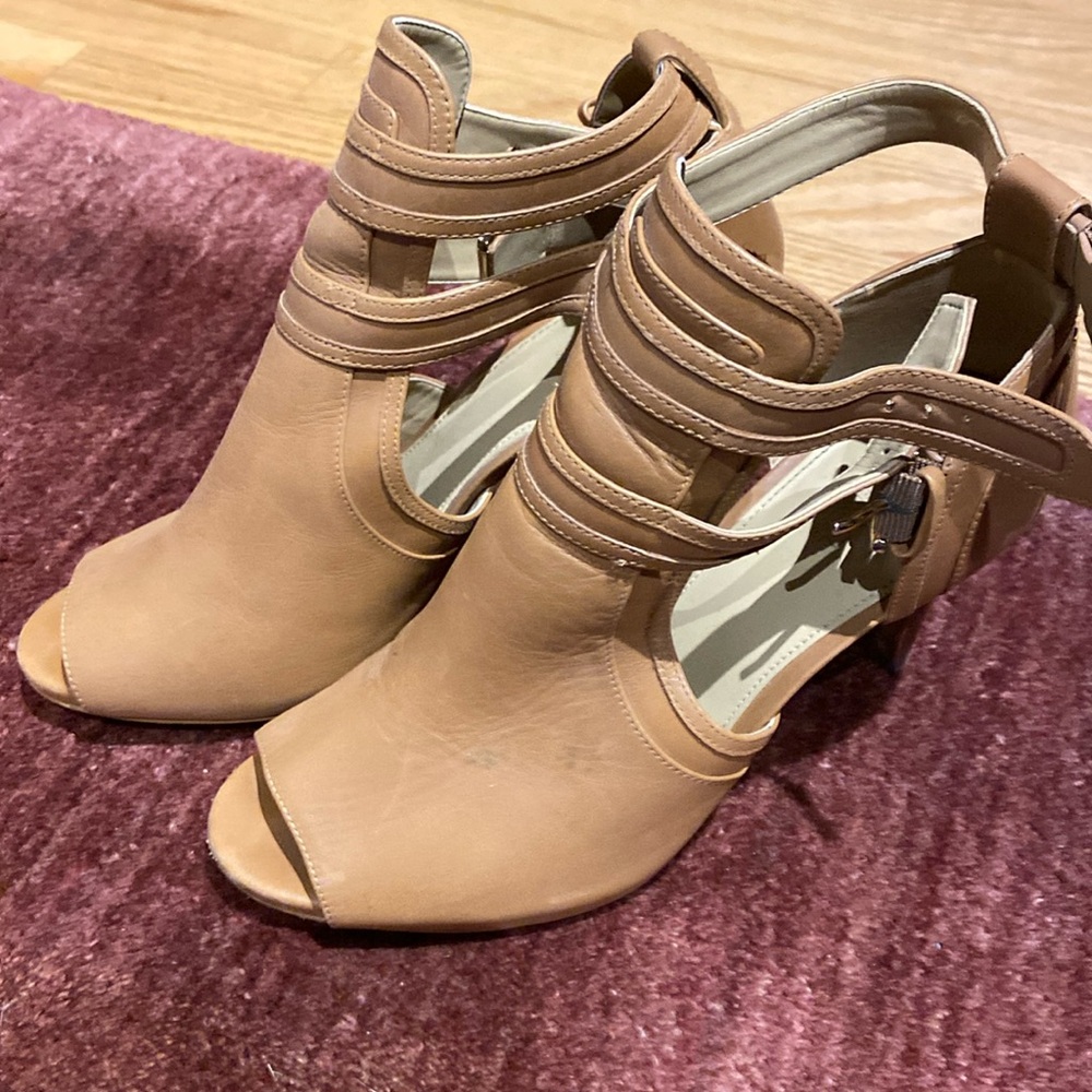 Michael kors heels